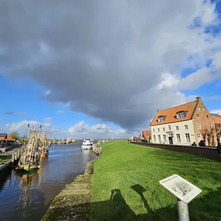 Pewsum In - Gemuetliche Fuer Bis Zu 2 Personen Direkt Am Hafen Mit Blick Auf Den Hafen - Haustiere Herzlich Willkommen Apartamento Greetsiel