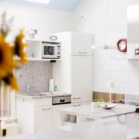 Pewsum In - Gemuetliche Fuer Bis Zu 2 Personen Direkt Am Hafen Mit Blick Auf Den Hafen - Haustiere Herzlich Willkommen Apartment Greetsiel